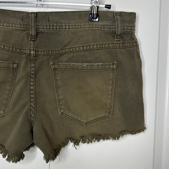 Free People Sz 27 Button Fly Cut Off Distressed Olive Green Raw Hem Denim Shorts - Picture 9 of 11